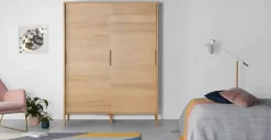 Armario con puertas correderas Ledger – Roble