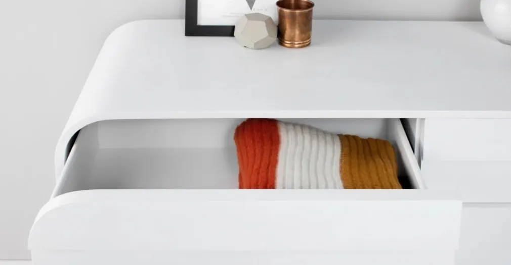 Cómoda Ancha Esme – Blanco y Fresno
