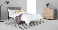 Cómoda Finnick – Pino y Gris