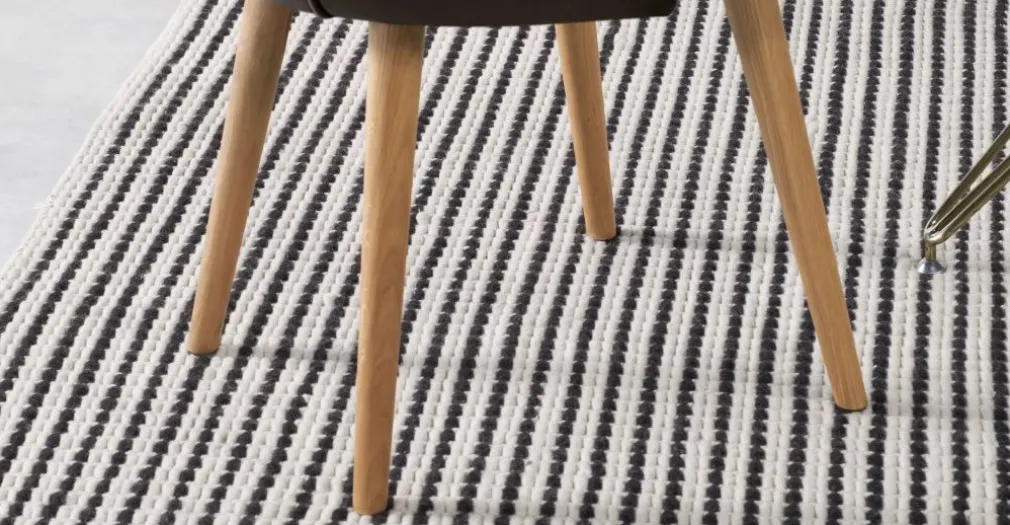 Juego de 2 sillas de comedor Lule – Terciopelo gris nutria y roble
