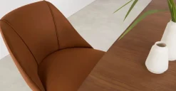 Juego de 2 sillas de comedor Lule – Terciopelo naranja y nogal