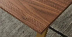Mesa de Comedor Keaton – Nogal y Metal