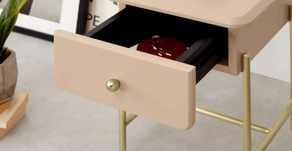 Mesa de noche Maddie – Rosa