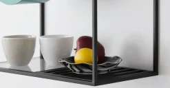 Unidad de almacenamiento para comedor Poppy – Metal y cristal
