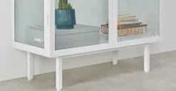 Vitrina de almacenamiento Marden – Blanco y cristal